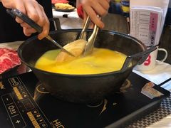 -鲜入围煮花胶鸡海鲜火锅