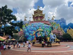 -七彩云南欢乐世界