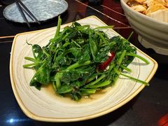韭菜花炒豌豆尖-多味居(剪子巷店)