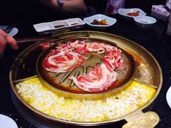 -猪啊牛呀羊啊铜盘烤肉(正大广场店)