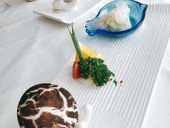 虾饺和蘑菇包-广州塔晖粤轩中餐厅