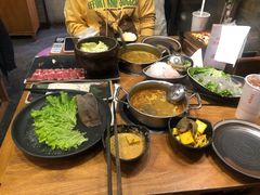 -呷哺呷哺 黄金牧场 (新中关购物中心店)