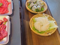 -由衷贵州酸汤牛肉火锅(新桥店)