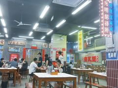 -堂瓦里·33年传统赣菜(第一街区店)