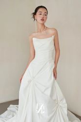 -Renee芮亦婚纱(原丽莎)