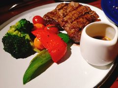 特选澳洲谷饲菲力牛排-MARU玛露音乐餐厅(前滩世贸店)