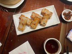 -广州中心皇冠假日酒店·百粤楼