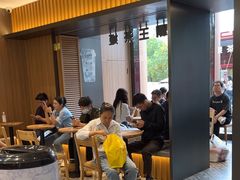 -霸王茶姬(北京路汇嘉店)