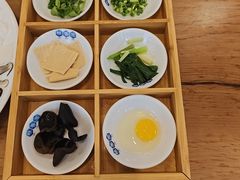 -桥香园云南过桥米线(红龙井店)
