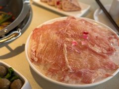 -茅草房·河畔园林火锅