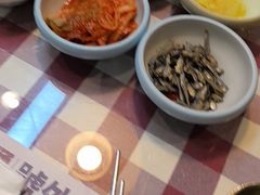 -益百岁牛尾汤(香山路店)