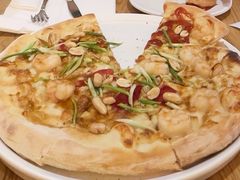 -城市大道红炉披萨烘焙坊