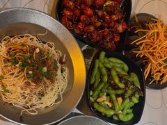 -巴厘龙虾·榜首油焖大虾(音乐学院·沿江酒馆店)