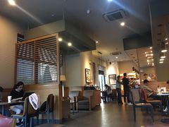 大堂-星巴克(昆山花桥商务城店)