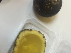 -志龙皇冠吃货椰子铺