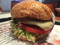 -The Habit Burger Grill 哈比特汉堡(复兴soho店)