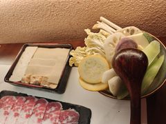 -旺福·贵州酸汤牛肉火锅(陆悦天地店)