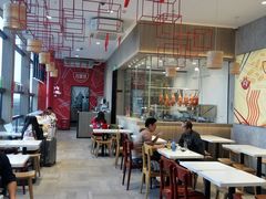 大堂-百事佳烧鸭牛腩(上海虹桥站店)