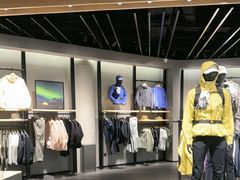 -凯乐石KAILAS(万国奥特莱斯店)