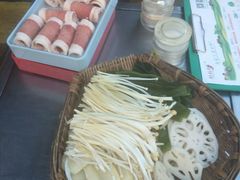 -楠柏弯休闲山庄(梨花溪店)