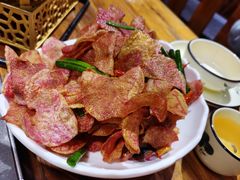 -老滇山寨•云南特色菜•地方菜•民族风情歌舞表演(金碧店)