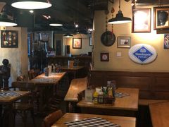 -皇冠自酿啤酒坊(中国红街5号楼店)
