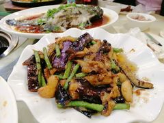 -渝君重庆火锅(嘉宾路店)