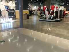 -adidas(滔搏朝阳大悦城店)