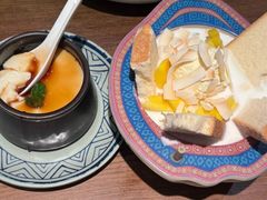 -云海肴·汽锅鸡·云南菜(天山百盛优客店)