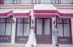 俏皮可爱-巴黎婚纱摄影工作室