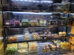 面包甜点陈列柜-幸福蛋糕坊(金顶街店)