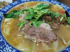 -崇德楼水盆牛羊肉泡馍馆(文艺路店)