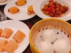 奶黄流沙包-夏宫中餐厅(香格里拉大酒店)