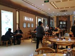 大堂-杨记清芳牛肉拉面(京广路店)