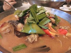 -临江餐馆二楼美食部落