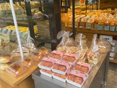 面包甜点陈列柜-宫廷饼屋(昆船店)
