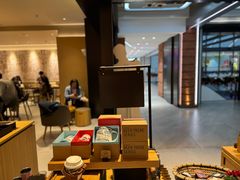 -星巴克臻选(上海中环广场2F店)