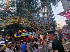 -八一路好吃街(雨田商务大厦店)