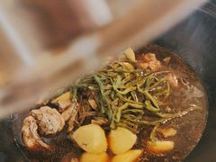 -锅老头海鲜铁锅炖