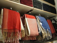 -优衣库(广州天河领展广场店)