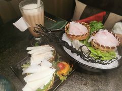 -湊湊火锅·茶憩(打浦桥日月光店)