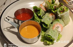 Fresh Shrimp Lemongrass Rice Paper Rolls