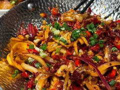 -绿草地·湘菜(7mall店)