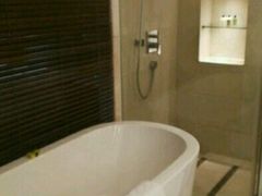 -青岛海尔洲际酒店