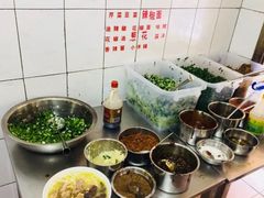 -文山荷鲜居(翠湖店)