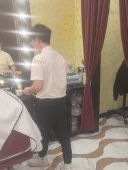 -东方先生国潮男士理发馆