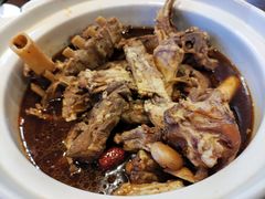 -亿诣蝎府炸酱面羊蝎子火锅(酷车小镇店)