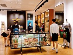 -Vivienne Westwood(上海来福士广场店)