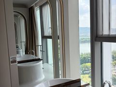 -芷迹江景酒店(五一广场汇景城店)