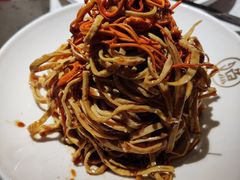 -江渔儿酸菜鱼(奥园广场金发购物中心店)